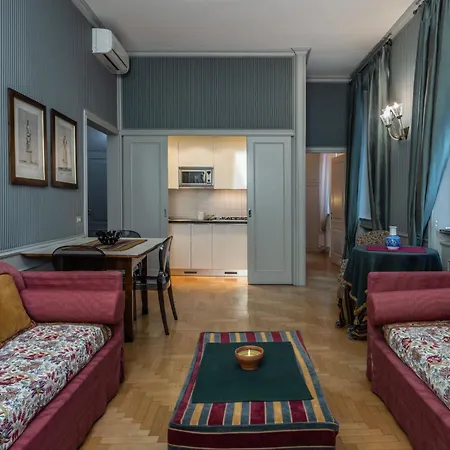 Apartment Brera Vicolo Fiori *